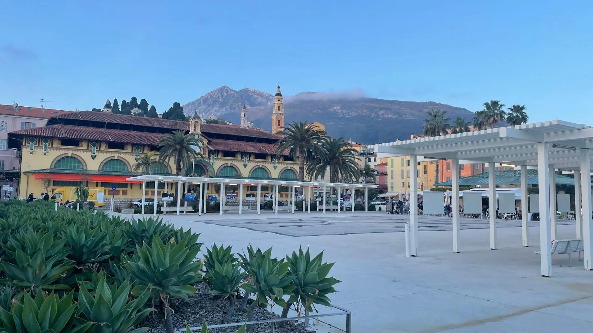 Logis Dore Menton Apartment