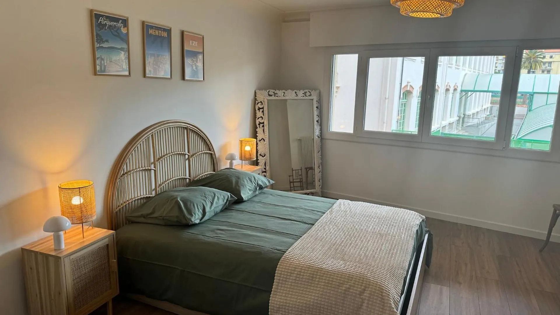 Logis Dore Menton