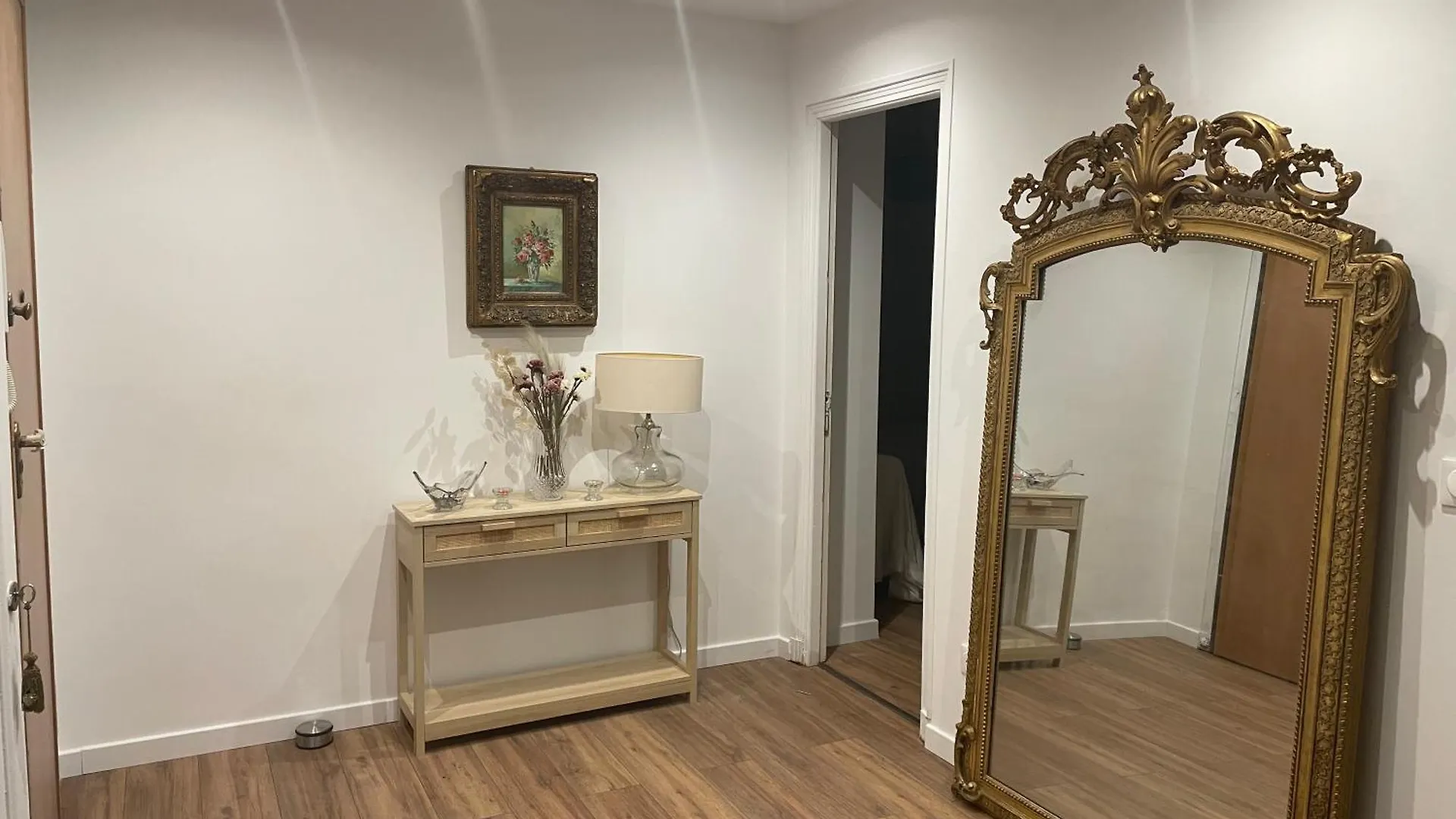 Logis Dore Menton 0*,